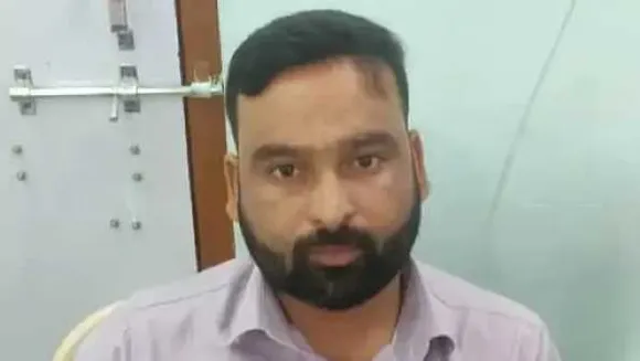 कार्रवाई: जिला प्रबंधक 10 हजार की घूस लेते ट्रैप, ID बनाने के लिए 20 हजार की डिमांड
