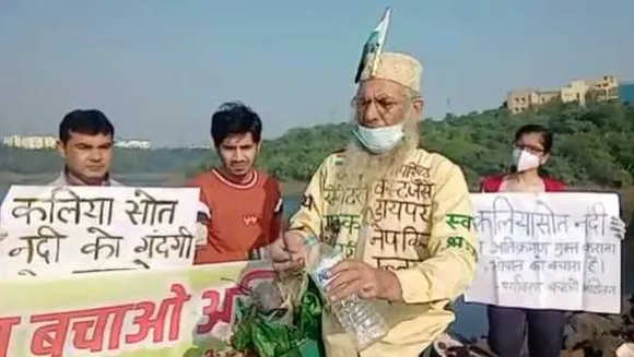कलियासोत नदी की सफाई: पर्यावरण बचाओ अभियान के कार्यकर्ताओं ने किया श्रमदान
