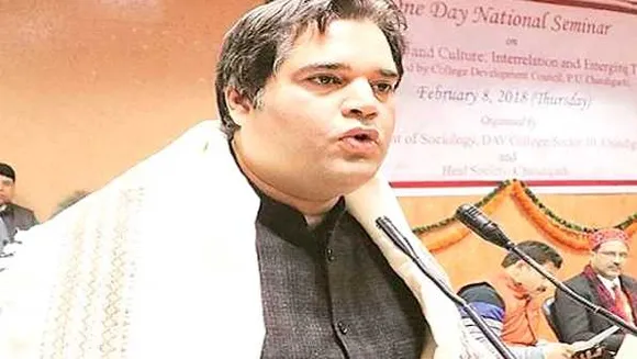 वरुण गांधी के बगावती तेवर: ट्वीट में लिखा- कब तक सब्र करे भारत का नौजवान? 
