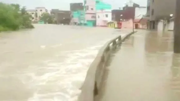 मॉनसून मेहरबान: MP के 5 जिलों में भारी बारिश का रेड और 15 जिलों में ऑरेंज अलर्ट