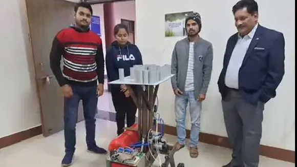 किसानों के साथ खेती करेगा ग्रीब्रो: इंजीनियरिंग छात्रों ने बनाया अनोखा रोबोट, पेटेंट भी मिला