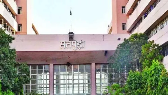 भोपाल: 4 हजार की घूस लेते धराया प्यून, पेंशन रिलीज के एवज में मैडम के इशारों पर डिमांड