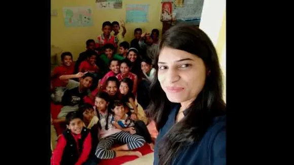कुछ अच्छा करना चाहती थी माही : इसीलिए गरीब बच्चों को शिक्षा के लिए करती हैं प्रेरित
