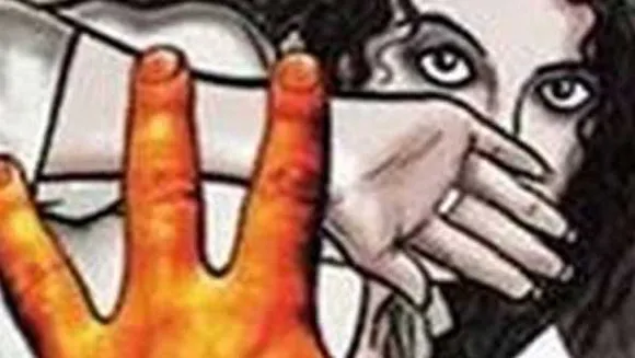 ऐसे भी शिक्षक: मेडिकल छात्रा पर प्रिंसिपल की थी बुरी नजर, फेल करने की दी धमकी