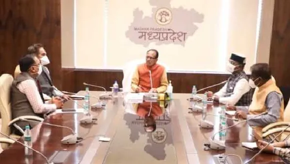 MP: शिवराज ने बुलाई कोरोना पर आपात बैठक, बोले- आंकड़े न छिपाए, ये निर्देश दिए