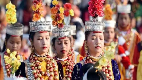 यहां महिलाएं ही लेती हैं फैसले: कहीं पुरुषों की गांव में एंट्री ही बैन तो कहीं पिता जैसा शब्द ही नहीं जानता कोई