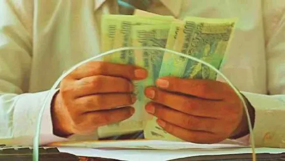 नया नियम:  RBI ने बदला IMPS का नियम , एक दिन मे अब 5 लाख का ट्रांजैक्शन कर सकेंगे
