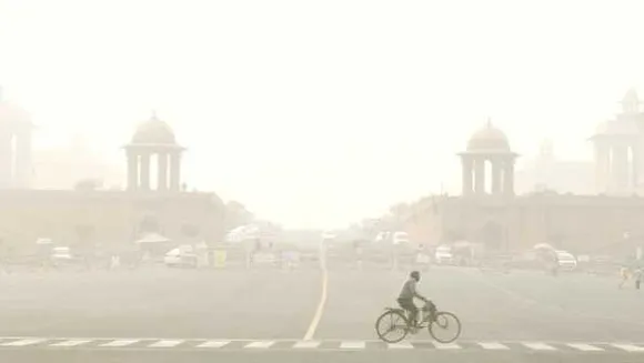 प्रदूषण पर केंद्र से SC: पटाखों पर गौर क्यों नहीं किया, संभव हो तो 2 दिन का लॉकडाउन लगा दें
