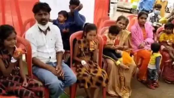 विदिशा: CM के लोकार्पण कार्यक्रम में भीड़ दिखाने के लिए अस्पताल में भर्ती बच्चों को बैठाया
