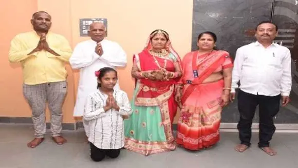MP: सागर की अंगूरी देवी ने 65 साल की उम्र में त्यागा दांपत्य जीवन, जैन साध्वी बनेंगी 
