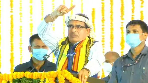 आदिवासीमय शिवराज: बोले- महुआ की शराब अब दुकानों पर मिलेगी, कई बड़े ऐलान