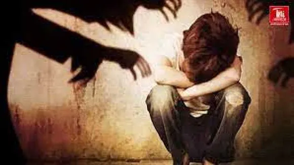 कुकर्म के दोषी को 10 साल की सजा : ट्रेन लेट होने के बोलकर ले गया होटल, बांधकर किया था कुकर्म
