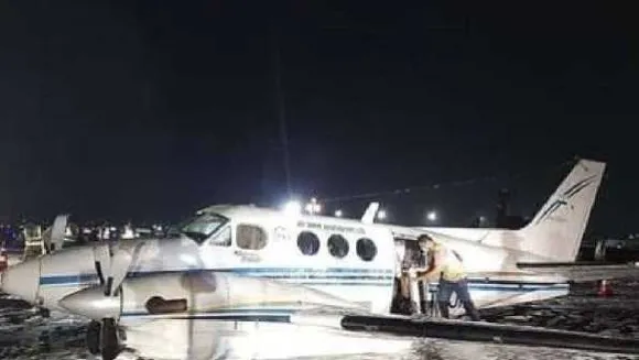 MP: लैंडिंग के दौरान 65 करोड़ के सरकारी प्लेन के क्रैश का मामला, चीफ पायलट सस्पेंड
