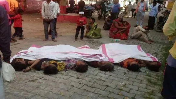 झांसी में दर्दनाक हादसा: श्रद्धालुओं से भरी ट्रैक्टर-ट्रॉली पलटी, दतिया के 11 लोगों की मौत 