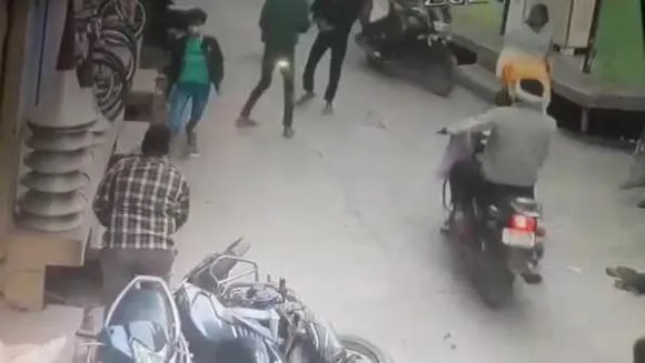 मुरैना में 'गैंग्स ऑफ वासेपुर': दिनदहाड़े बदमाशों की फायरिंग, गोली नहीं चली तो ये किया