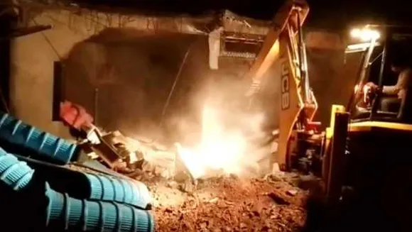 कब चेतेंगे: MP के आबकारी मंत्री के गृह जिले में जहरीली शराब पीने से 3 की मौत