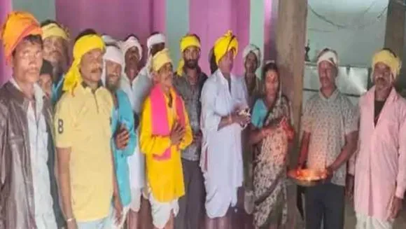 MP: पारंपरिक ग्राम सभा ने कलेक्टर समेत 29 को भेजा नोटिस, जमीन पर कब्जे का आरोप