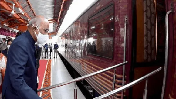 सेविंग कैसे हो: कोविंद बोले- 5 लाख वेतन में से पौने 3 लाख टैक्स, ज्यादा बचत टीचर की है