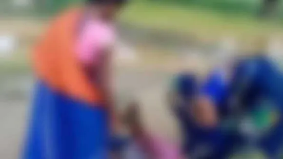 बदहाल सड़कों का दंश: सतना में नहीं पहुंच पाई एंबुलेंस, महिला ने रोड़ पर दिया बच्चे को जन्म
