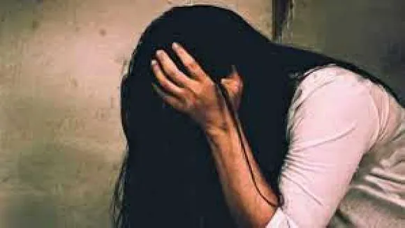 नर्सिंग की छात्रा का शोषण: एक्स बॉयफ्रेंड ने पति को अफेयर की बात बताने की धमकी देकर किया रेप 