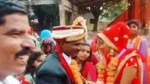 शिवपुरी: गुपचुप तरीके से कर रहे थे लड़की की शादी, पहले पति का परिवार पहुंच गया और फिर...
