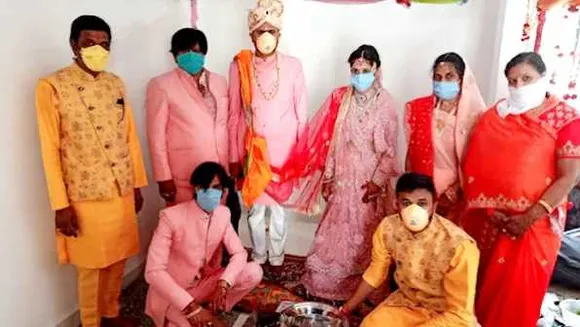 MP: शिवराज ने सभी कोरोना प्रतिबंध हटाए; अब क्या होगा, 10 पॉइंट्स में जानें