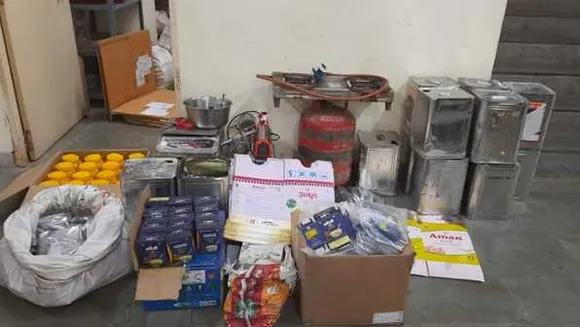 पुलिस की दबिश: नकली घी बनाने वाले कारोबारी पकड़ाया, 75 किलो कच्चा माल, रैपर बरामद