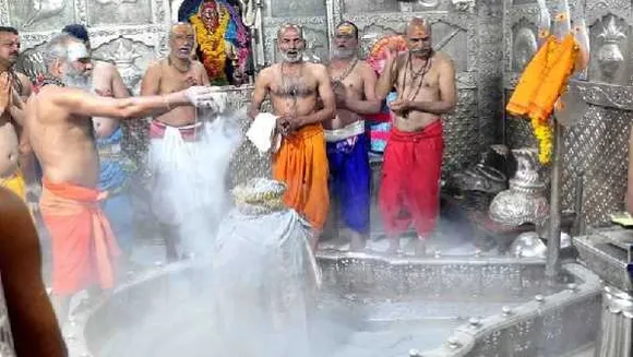 महाकाल का दरबार: भस्मारती में अगले सप्ताह से मिलेगा प्रवेश, ऑनलाइन करानी होगी बुकिंग 