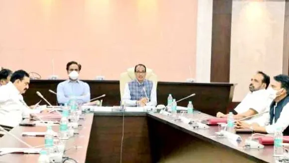 MP कैबिनेट के फैसले: बकाया बिजली बिल भरने पर 40% की छूट, जानें कितने कॉलेज खुल रहे