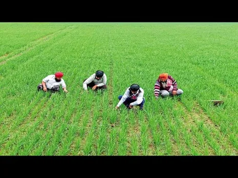 हर खेत पानी, हर किसान सशक्त :  किसानों को आर्थिक रूप से सशक्त बनाने के लिए हर संभव प्रयास