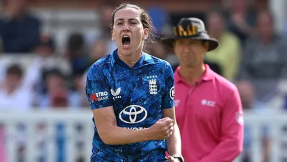 Em Arlott signs first WBBL contract with Sydney Thunder (Credit: Cricket Australia)