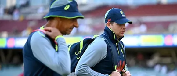 Ashes: Smith ruled out of Adelaide Test just before toss with 'vestibular issue'