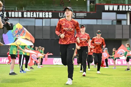 Kirstie Gordon returns to international cricket with Scotland, ends time with England