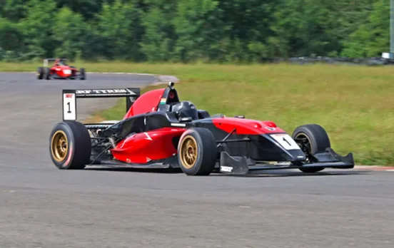 61 entries for round 3 of National 4W Racing Championship