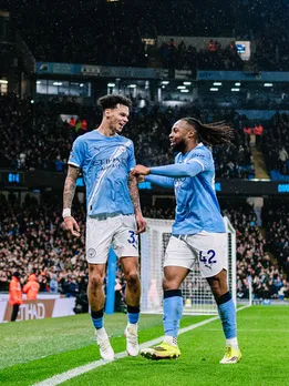 Man City cruise past Fulham to keep pressure on Arsenal in Premier League