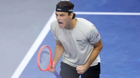 Fritz survives injury scare to enter SF in Dallas