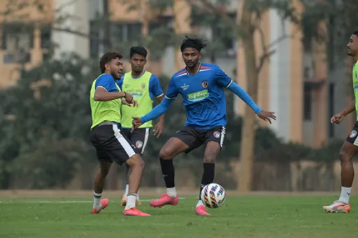 Bengaluru, Mumbai City look to steal early march over rivals in the Indian Super League (ISL) 2025-26 on Sunday.
