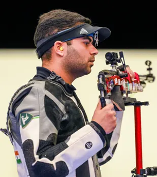 Chateauroux : India's Arjun Babuta competes in the 10m air rifle men's final at the Paris Olympics 2024