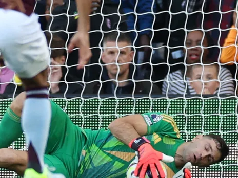 Emiliano Martinez penalty saves