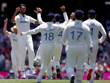 Yashasvi Jaiswal takes stunning catch to dismiss Steve Smith 