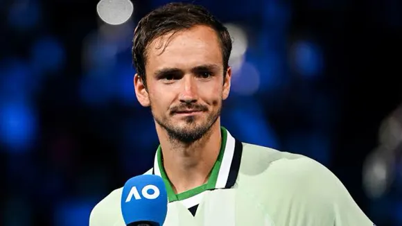 Daniil Medvedev has praised his first-round opponent Kasidit Samrej 