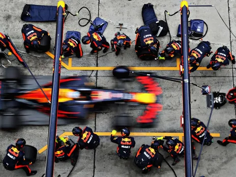 F1 pit stop