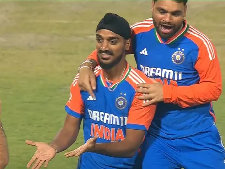 Arshdeep Singh claims two early wickets during first T20I against England