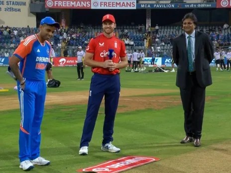 Jos Buttler and Suryakumar Yadav at the time of toss for fifth T20I (File Photo: X)