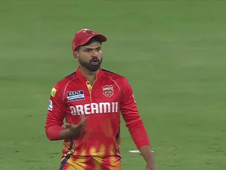 SRH vs PBKSL Shreyas Iyer gets angry at teammates
