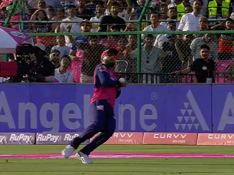 RR vs RCB: Riyan Parag drops Virat Kohli's catch