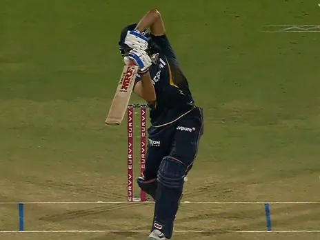 RR vs GT: Shubman Gill straight drive off Archer