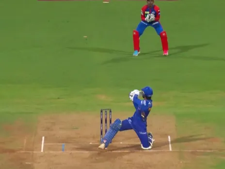 MI vs DC: Tilak Varma six