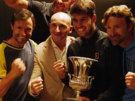 Carlos Alcaraz Commended for Classy Tribute to Jannik Sinner 