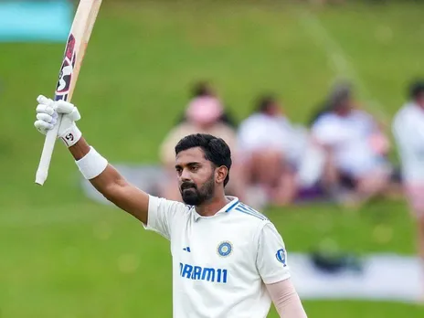 KL Rahul 100